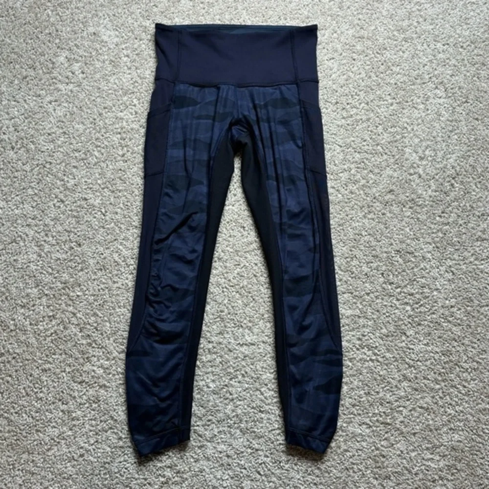 Lululemon Seek The Heat Crop